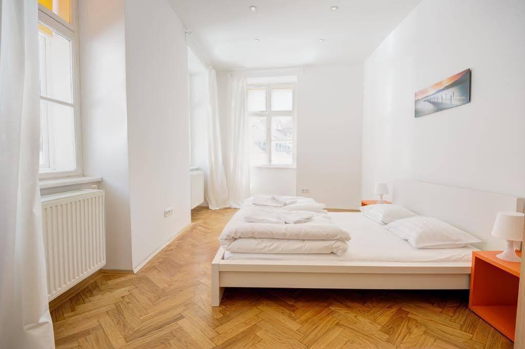 Vienna-Apartment-One Schmidgasse Bagian luar foto